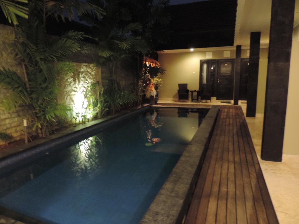 Legian Guest House Kuta  Exterior photo