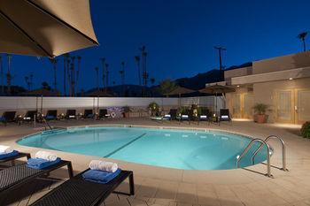 Pura Vida Palm Springs - A Gay Men'S Resort Exterior photo