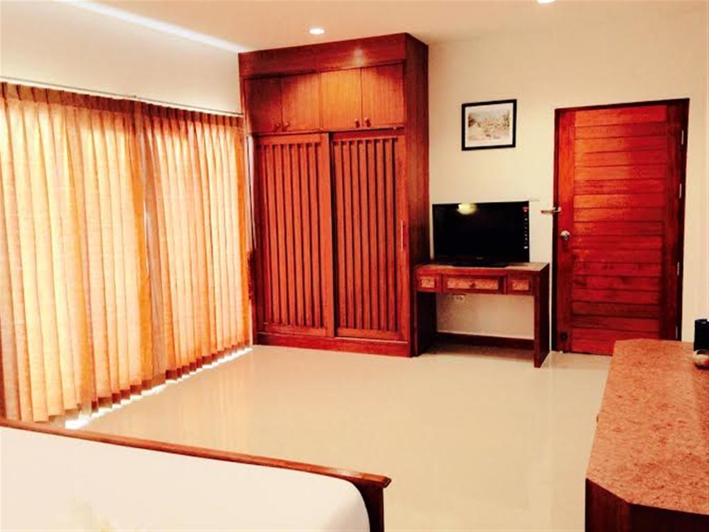 Siray House Aparthotel Phuket Room photo