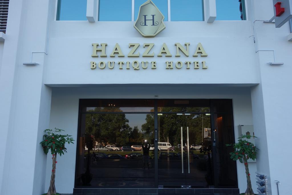 Hazzana Boutique Hotel Seri Kembangan Exterior photo