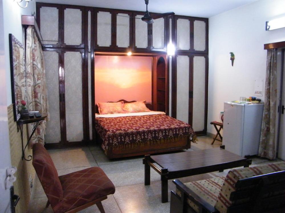 1 Bedroom Bed & Breakfast In Jangpura Extention, New Delhi Exterior photo