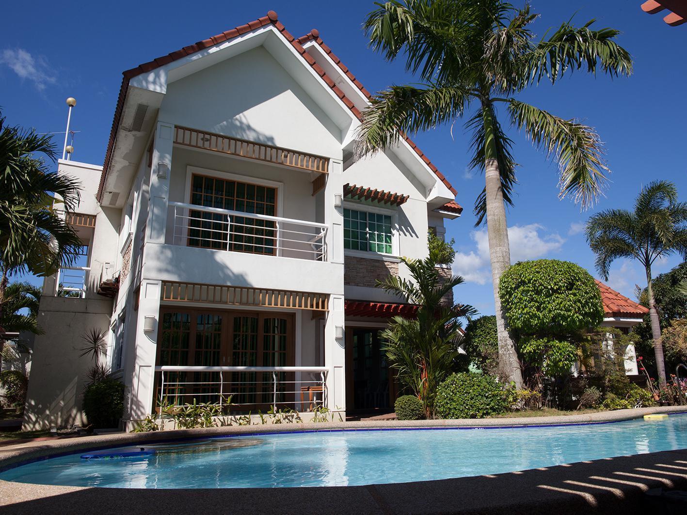 Sir Nico Guesthouse And Resort Plaridel  Exterior photo