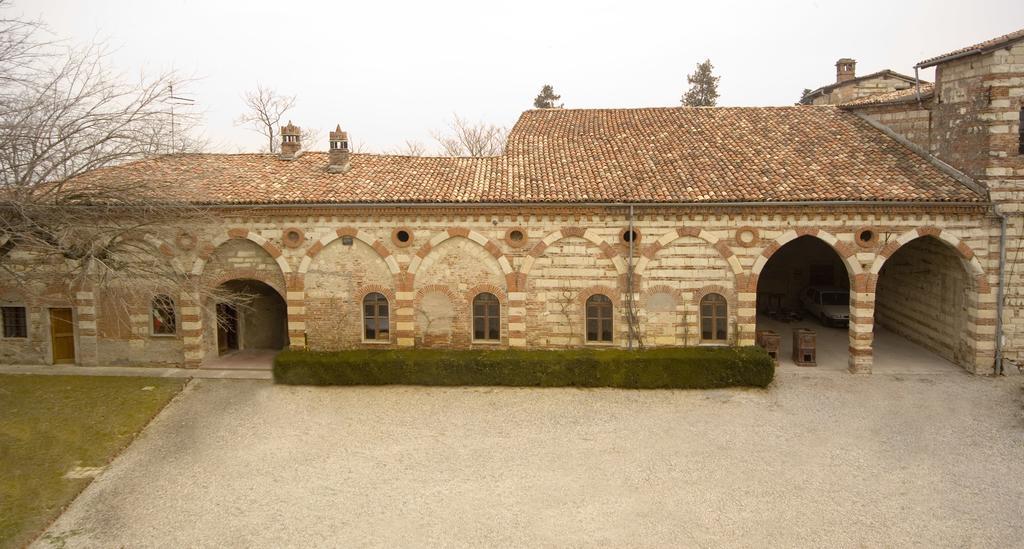 Castello Di Frassinello Bed & Breakfast Exterior photo