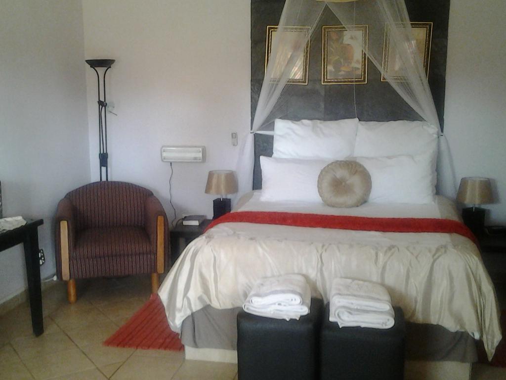 Royal De Swan Guesthouse Randfontein Exterior photo