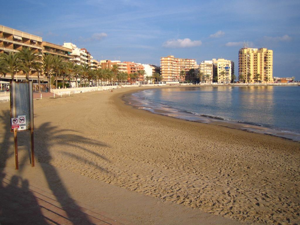 Apartamentos Turisticos Fresno Torrevieja Exterior photo