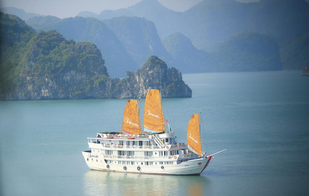 Aphrodite Cruise Ha Long Exterior photo