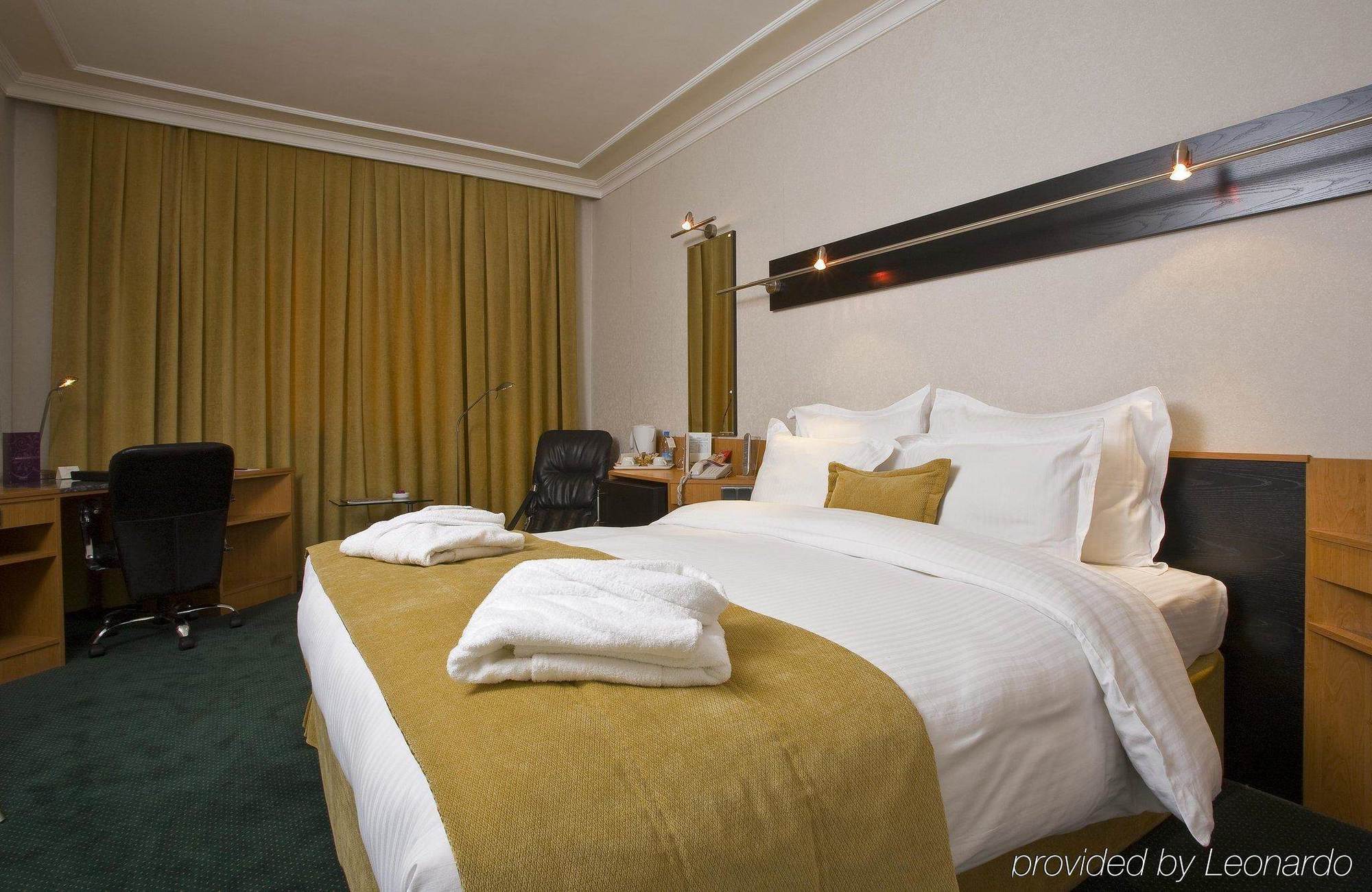 Anemon Grand Manisa Hotel Room photo