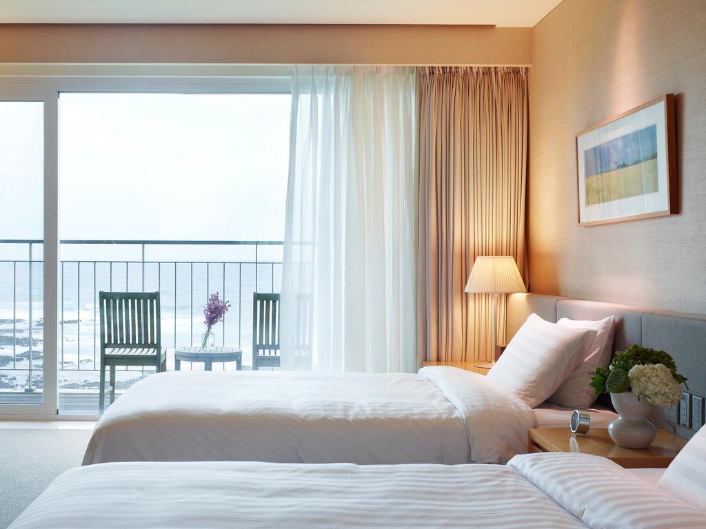 Haevichi Hotel & Resort Jeju Seogwipo Room photo