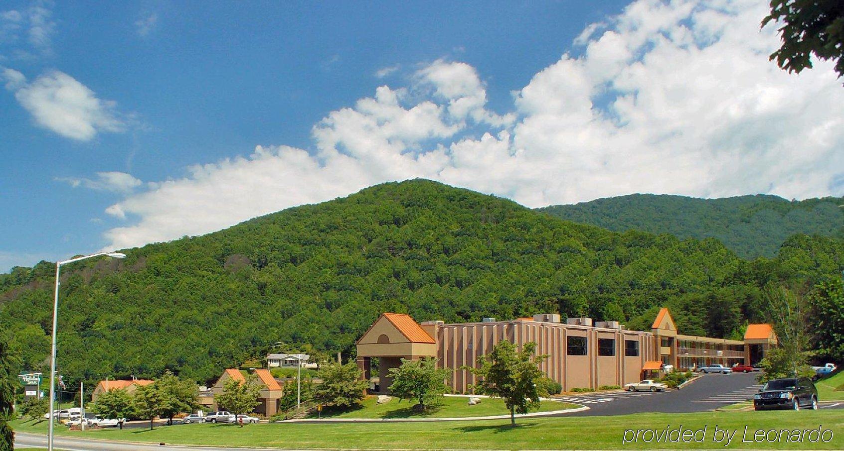 Chestnut Tree Inn - Cherokee Exterior photo