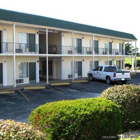 Plaza Inn Springfield Exterior photo