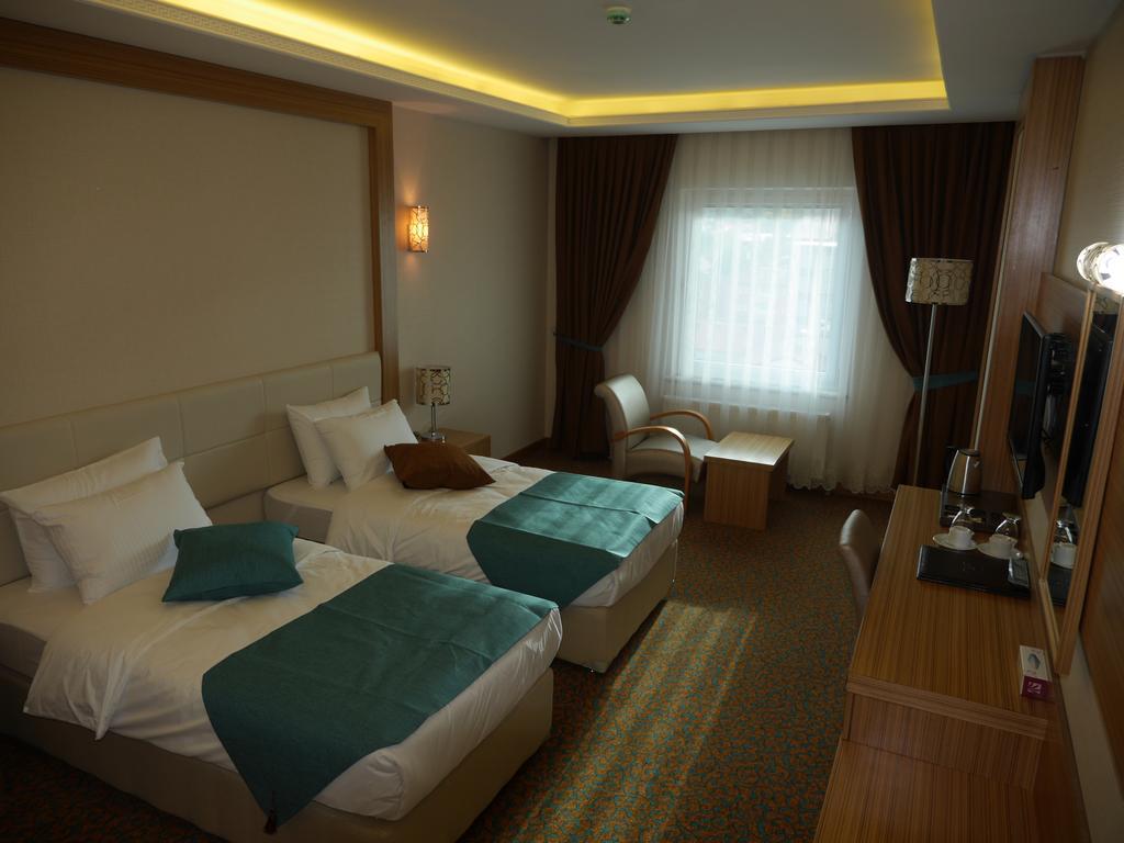 Tasar Royal Hotel Tatvan Room photo