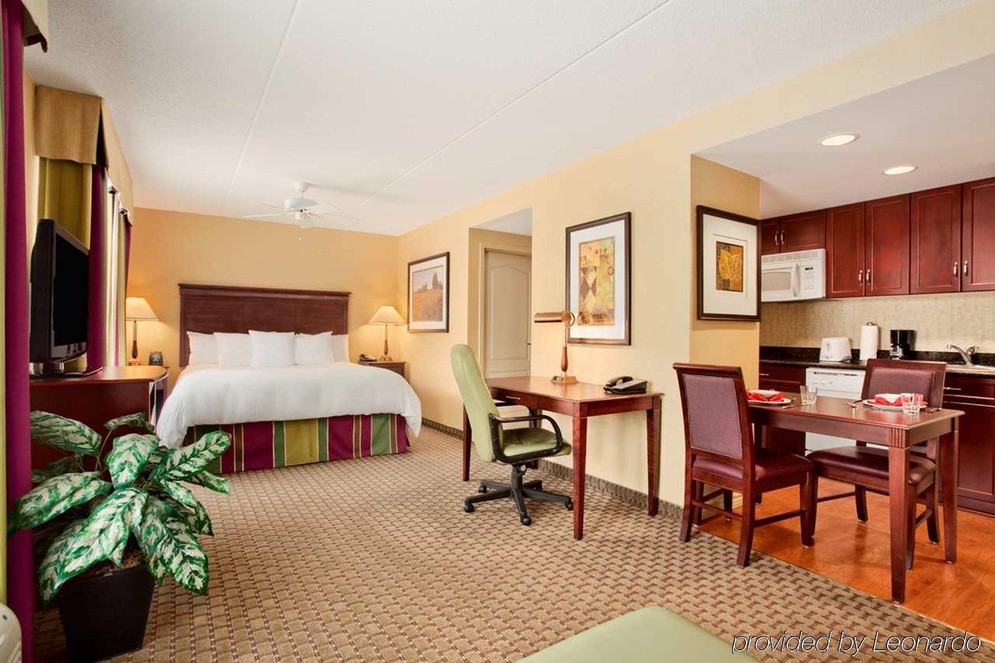 Homewood Suites By Hilton Cambridge-Waterloo, Ontario Room photo