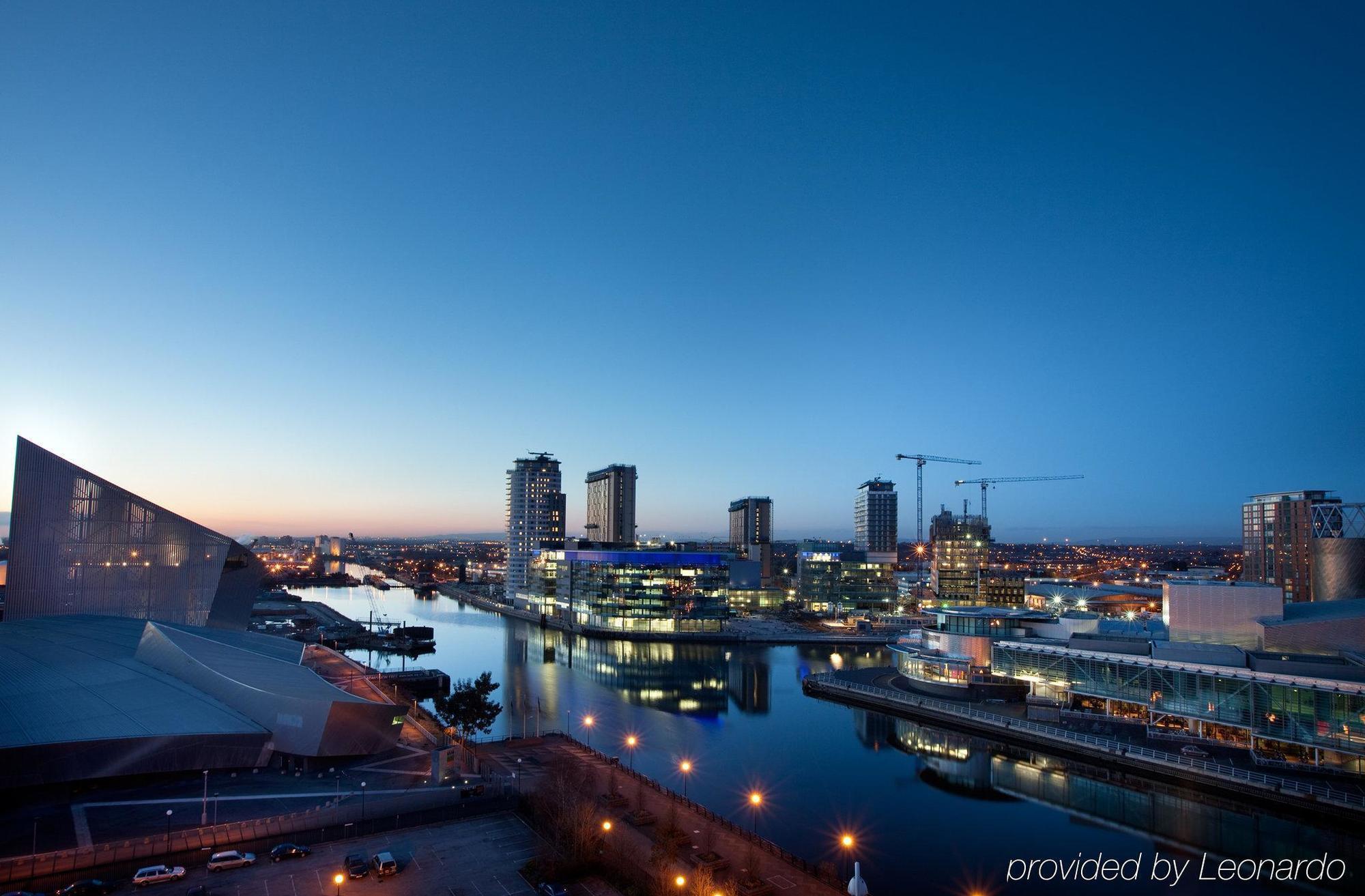 Holiday Inn Manchester-Mediacityuk, An Ihg Hotel Exterior photo