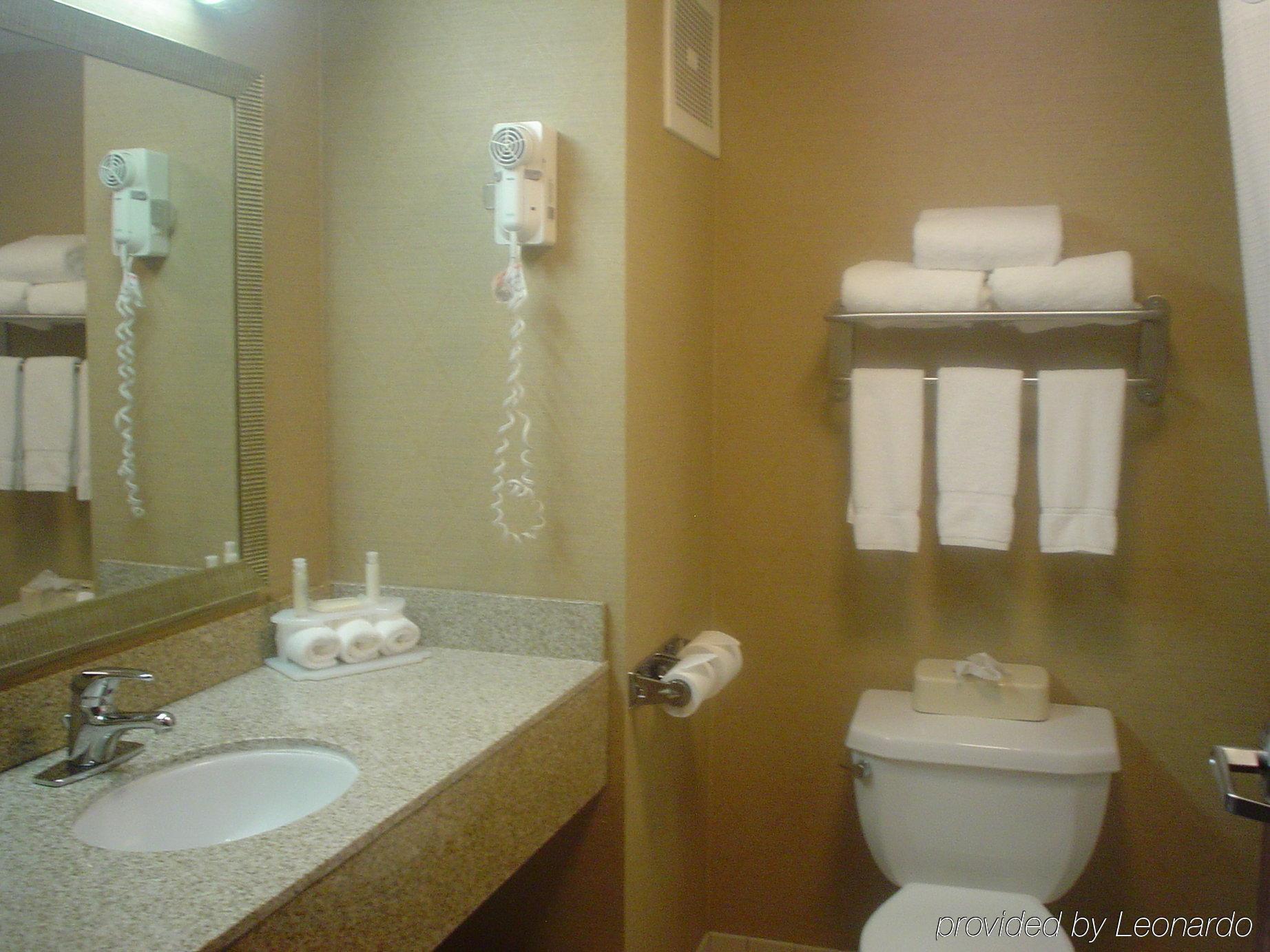Holiday Inn Express Hotel & Suites Delaware-Columbus Area, An Ihg Hotel Sunbury Room photo