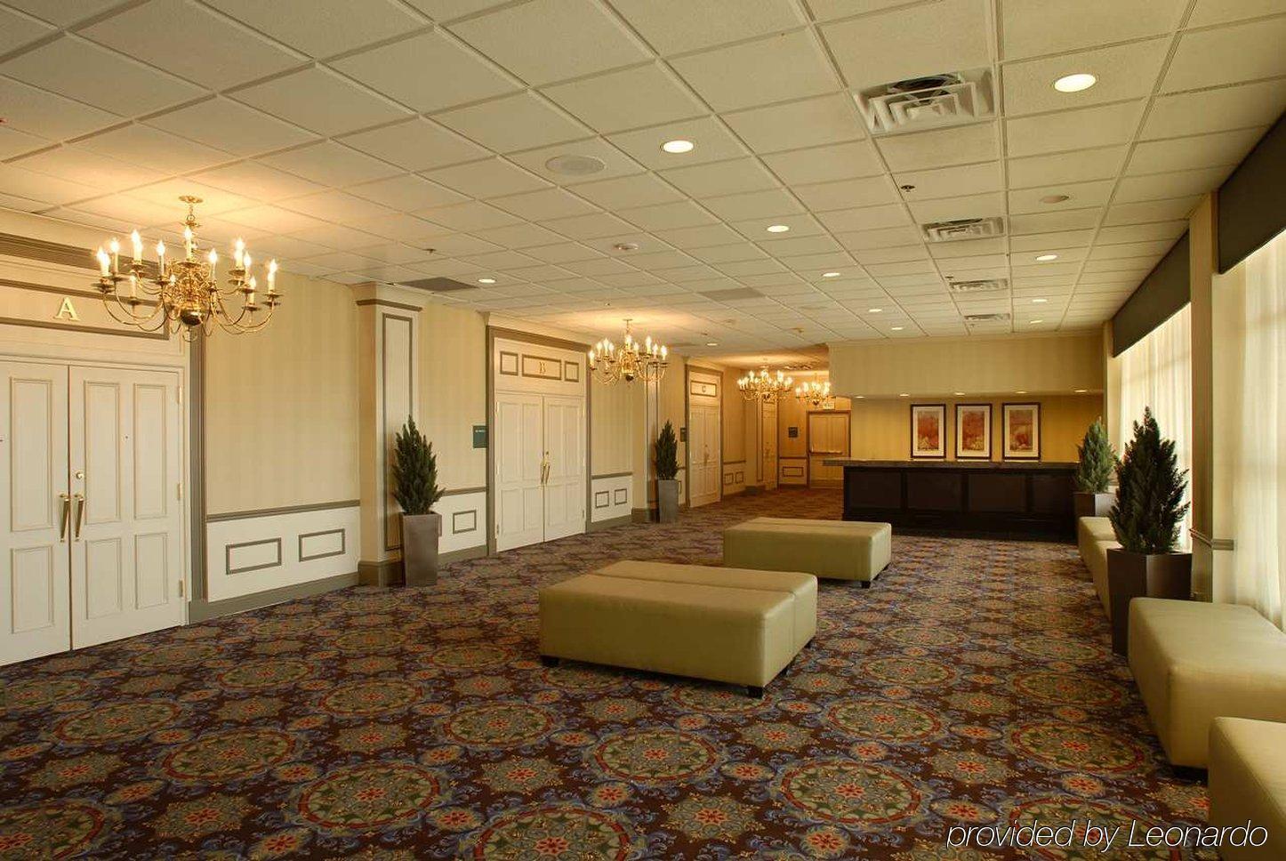 Doubletree By Hilton Hotel Wilmington Interior photo