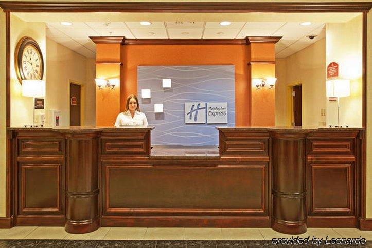 Holiday Inn Express - Spring Hill Florida, An Ihg Hotel Interior photo