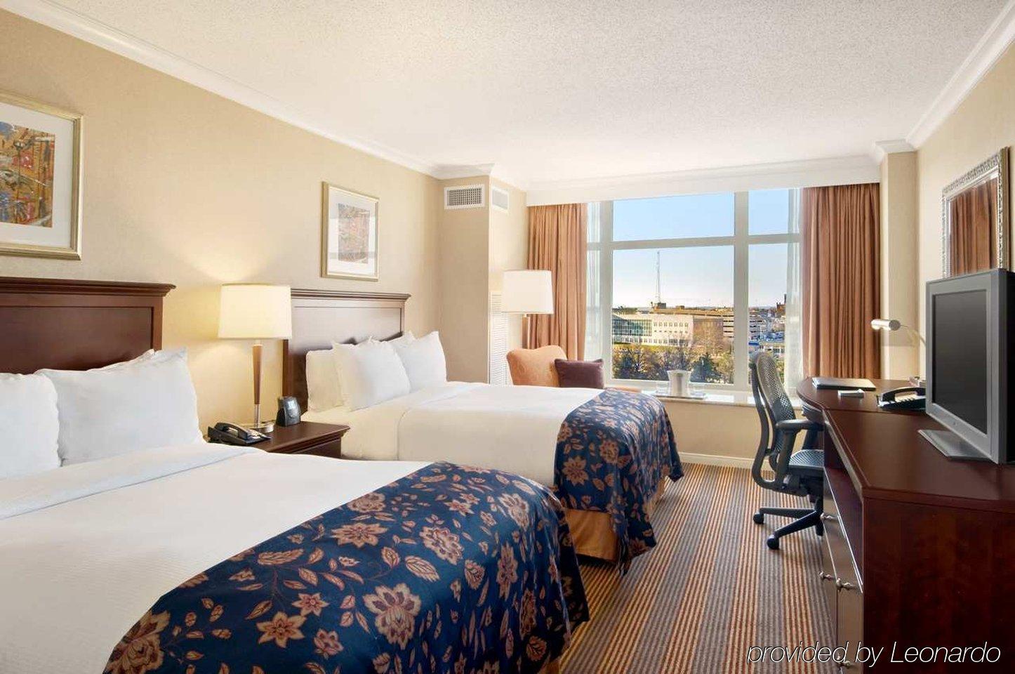 Hilton Providence Hotel Room photo