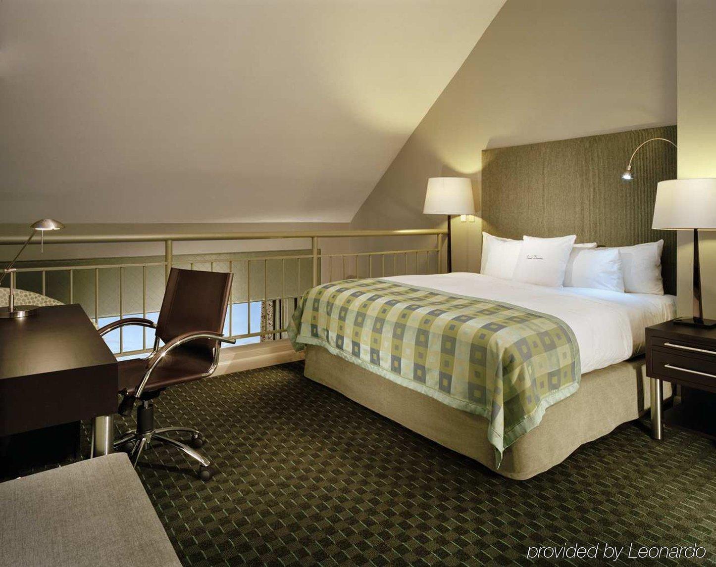 Doubletree Suites By Hilton Hotel Boston - Cambridge Room photo