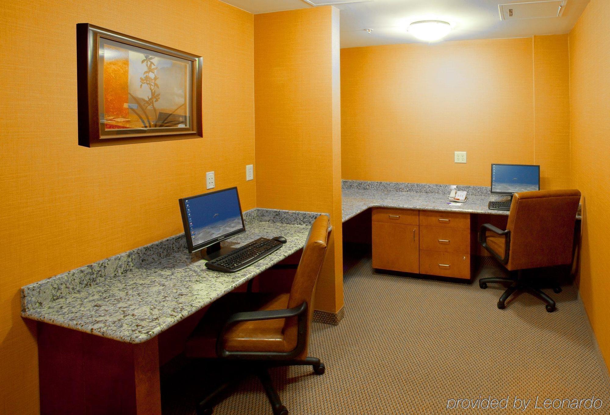 Holiday Inn Express & Suites Culpeper, An Ihg Hotel Facilities photo