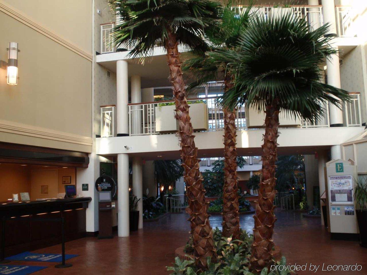 Embassy Suites Parsippany Interior photo