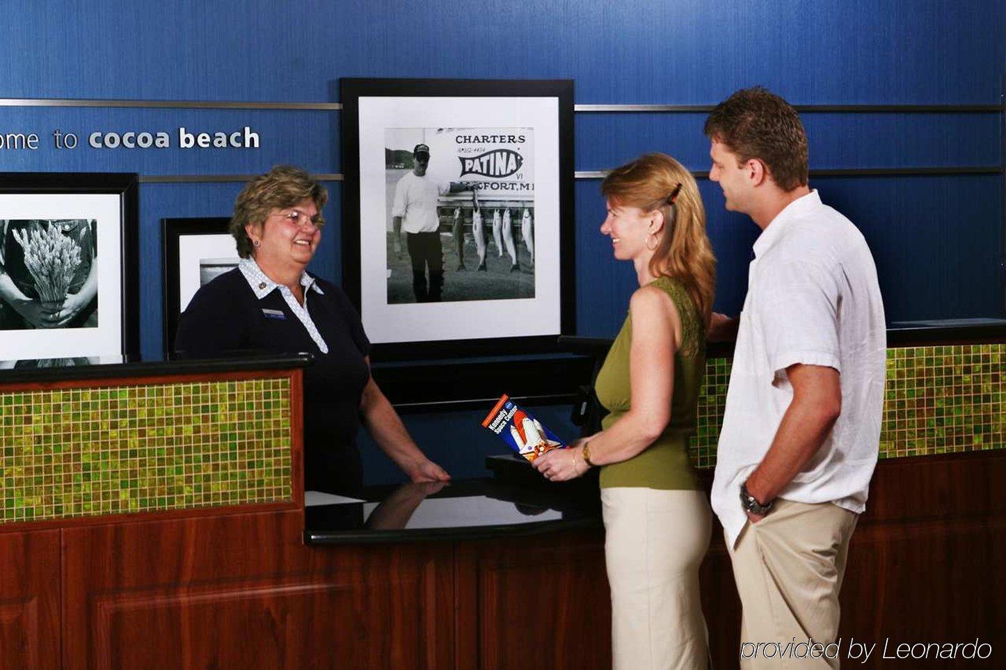 Hampton Inn Cocoa Beach Interior photo