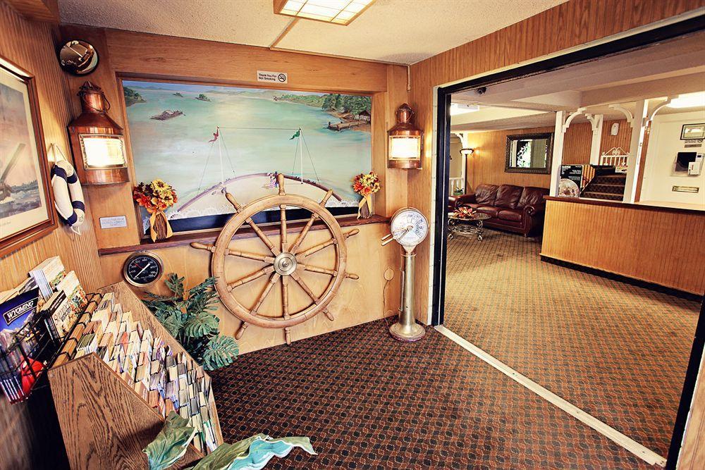 National 9 Inn Showboat Casper Exterior photo