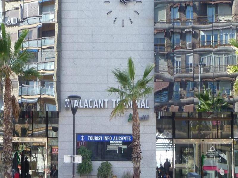 La City Estacion Alicante Exterior photo