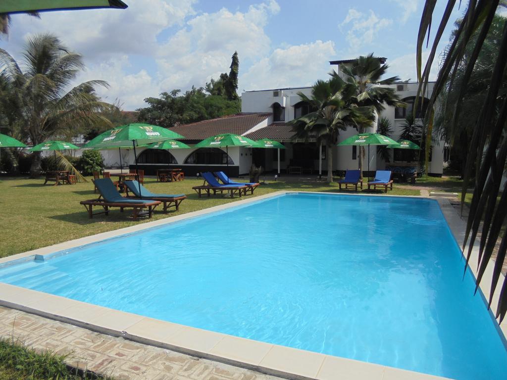 Pumzika Hotel Dar es Salaam Exterior photo