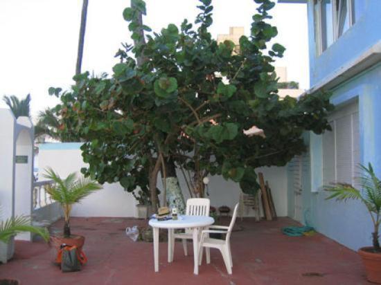 Aleli By The Sea Guest House San Juan Exterior photo