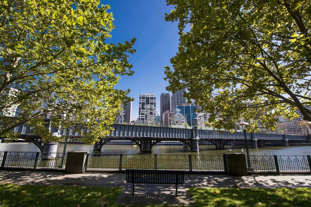 Wrap On Southbank Aparthotel Melbourne Exterior photo