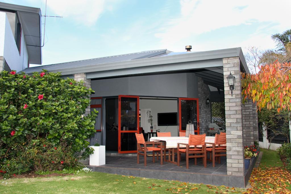 Alfresco Bed And Breakfast Whakatane Exterior photo