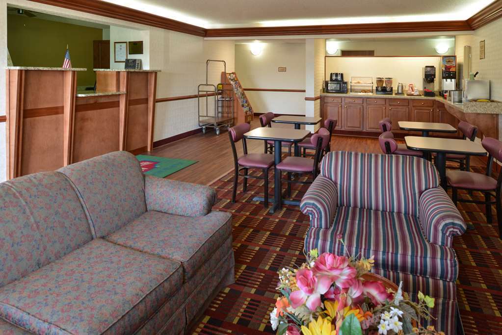 Econo Lodge Shelbyville Interior photo