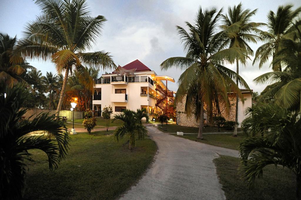 Tranquility Bay Antigua Hotel Jolly Harbour Exterior photo