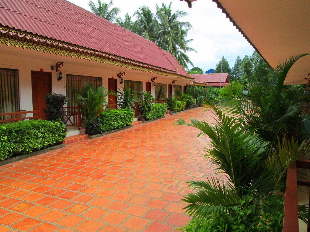 Reaksmey Meanrith Guesthouse And Residence Sihanoukville Exterior photo