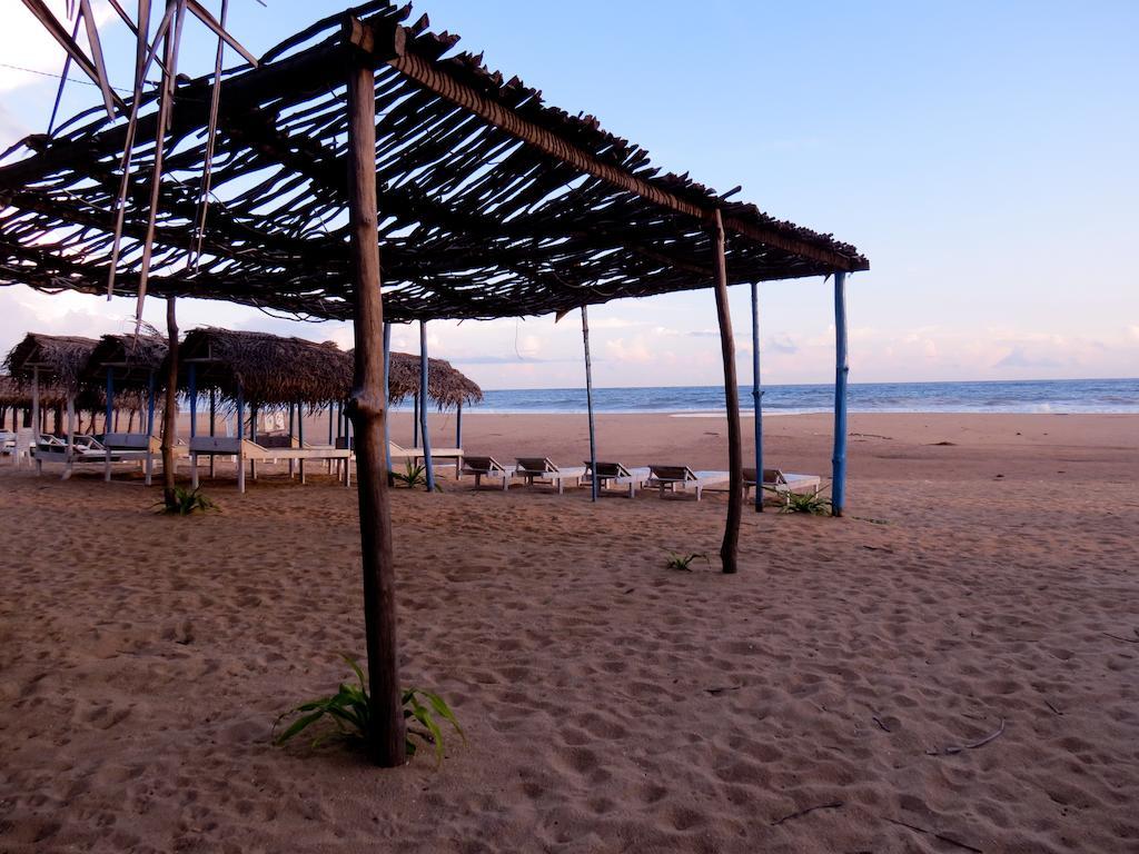 Blue Moon Hotel Hikkaduwa Exterior photo