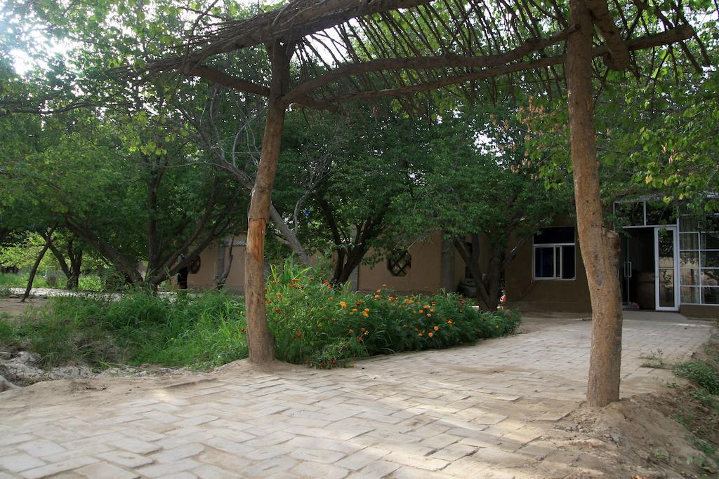 Dunhuang 1001 Reading Inn Exterior photo