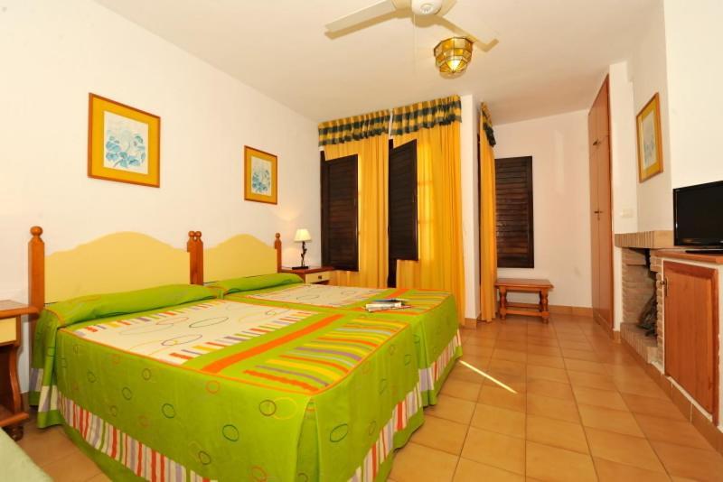 Aparthotel Turismo Tropical Salobrena Room photo