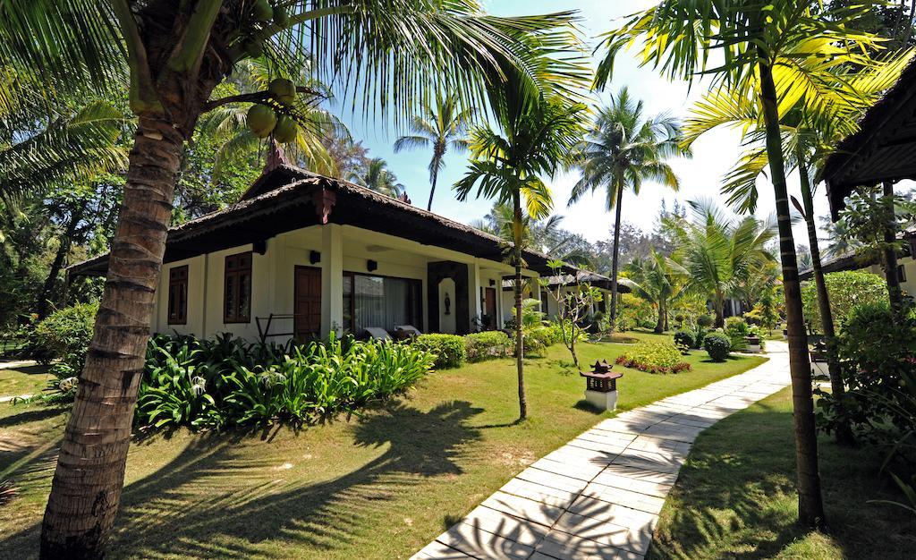 Thande Beach Hotel - Ngapali Exterior photo