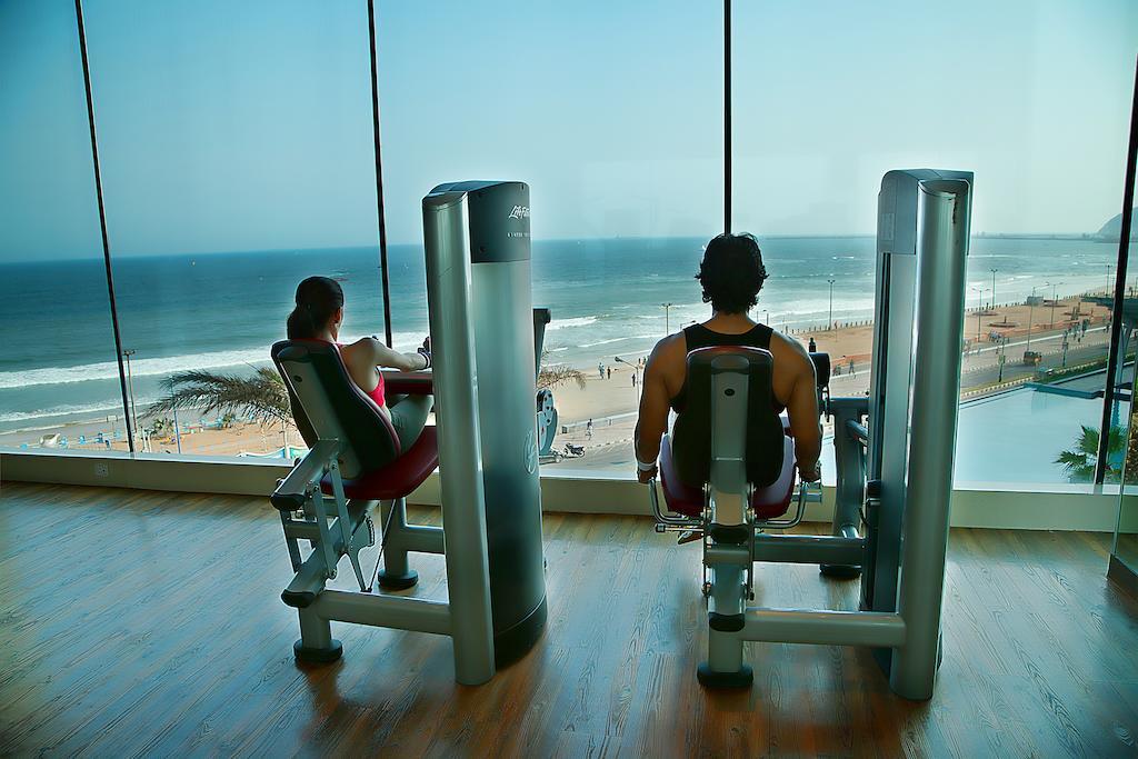 Novotel Visakhapatnam Varun Beach Exterior photo