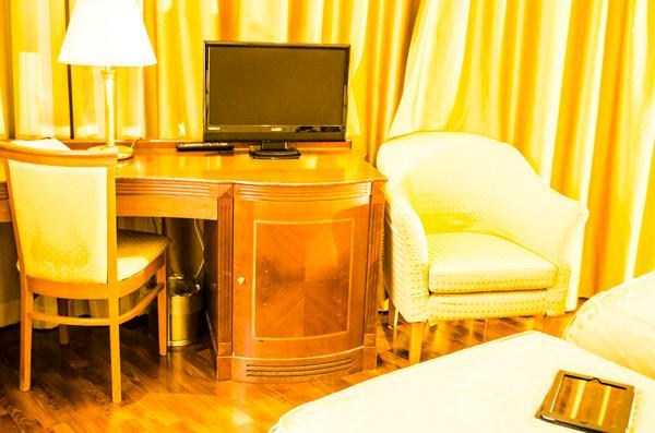 Clelia Palace Hotel Rome Room photo