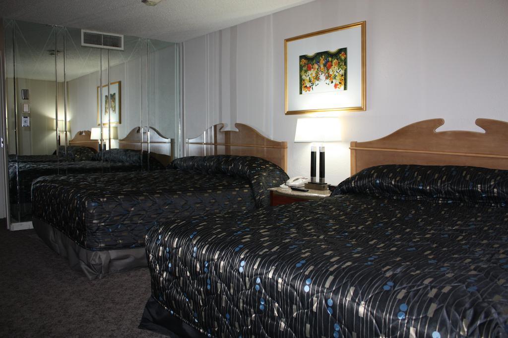 The Vegas Motel - Minot Room photo