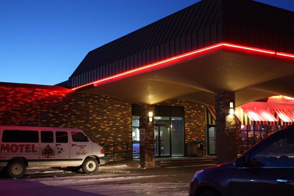 The Vegas Motel - Minot Exterior photo