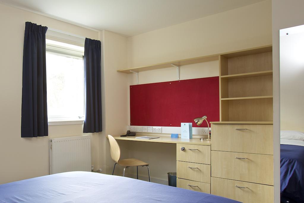 Queen Margaret University Residences Musselburgh Room photo