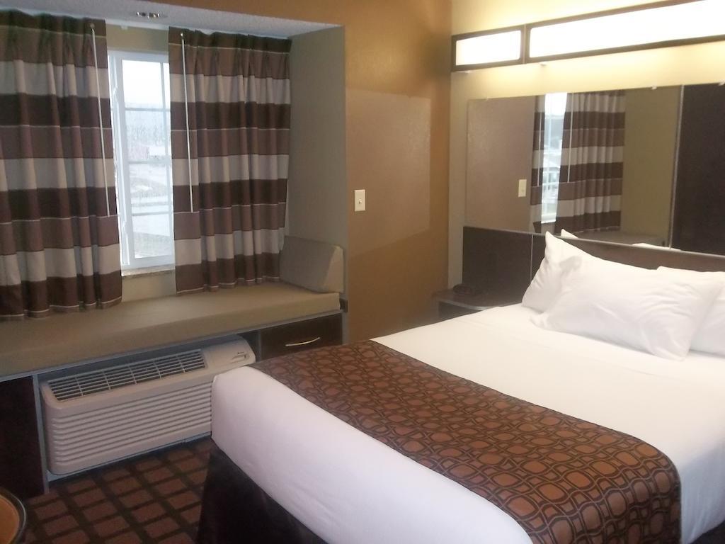 Microtel Inn & Suites-Sayre, Pa Room photo