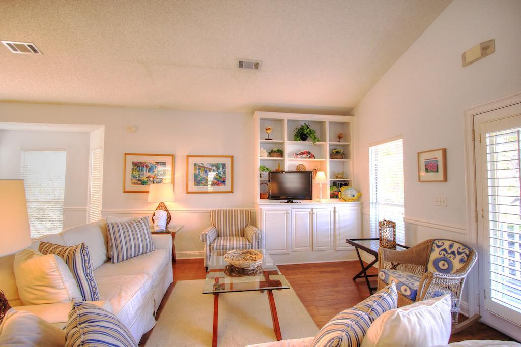 Periwinkle Cottage By Realjoy Miramar Beach Room photo