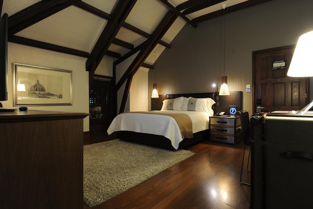 Four Seasons Hotel Casa Medina Bogota Room photo