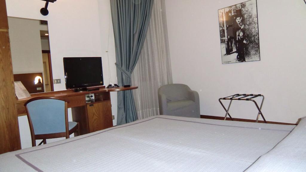 Hotel Giardino Prato  Room photo