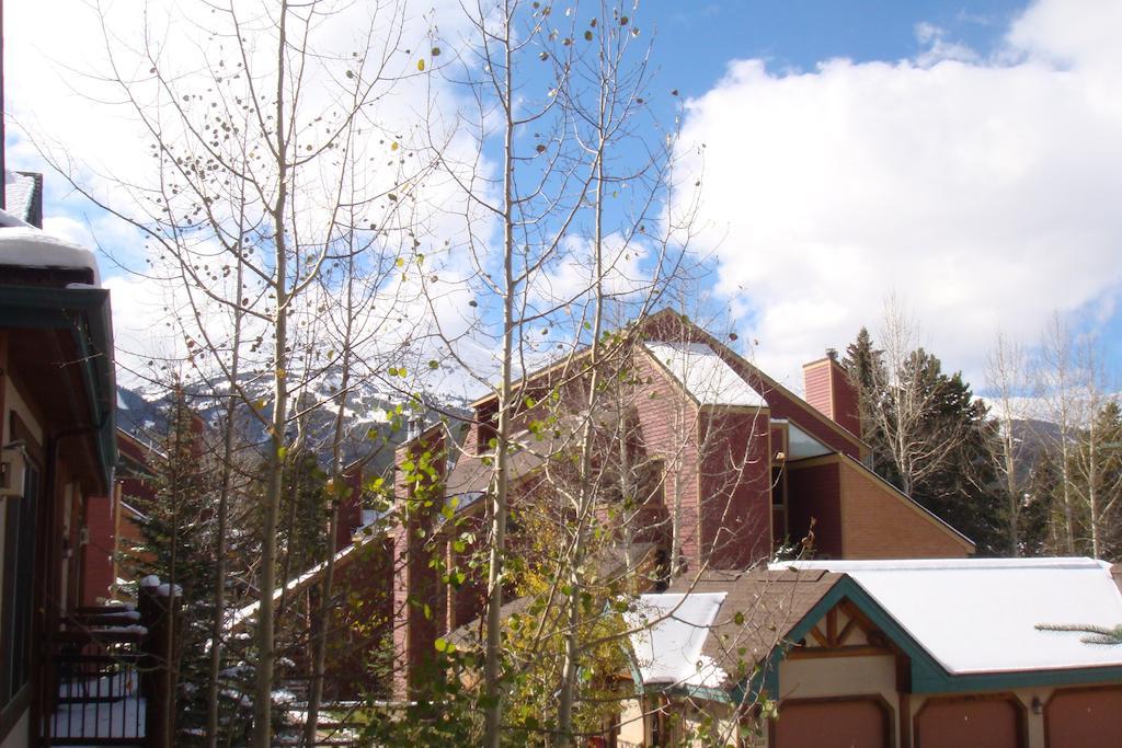 The Corral At Breckenridge By Great Western Lodging Apartment Room photo