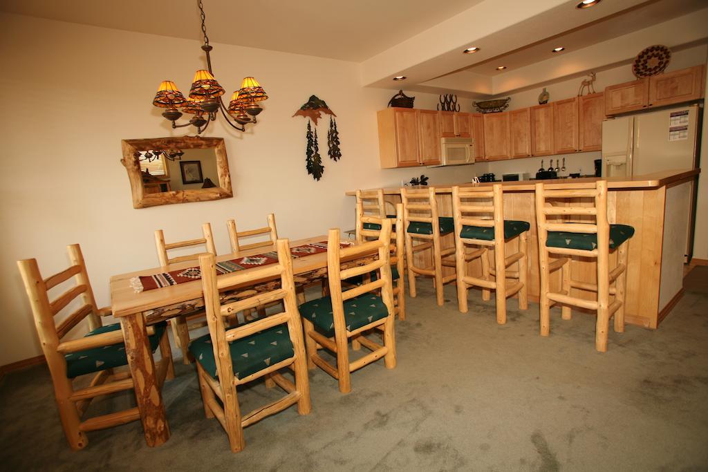 The Corral At Breckenridge By Great Western Lodging Apartment Room photo