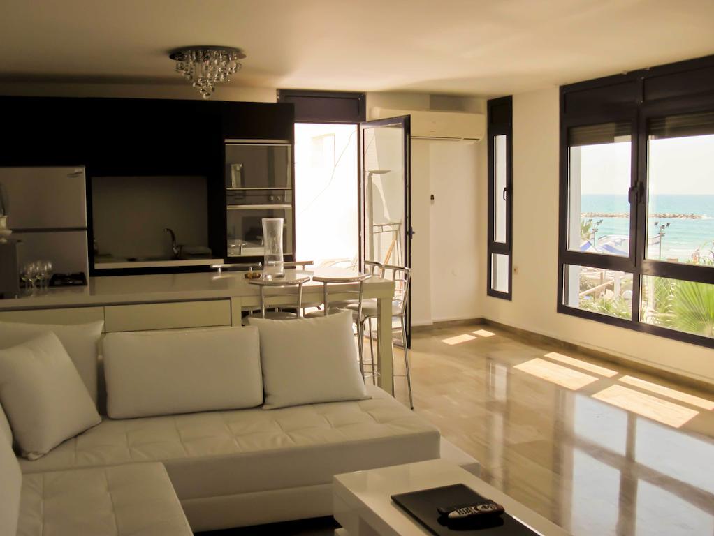 Geula Suites By Raphael Hotels Tel Aviv Room photo
